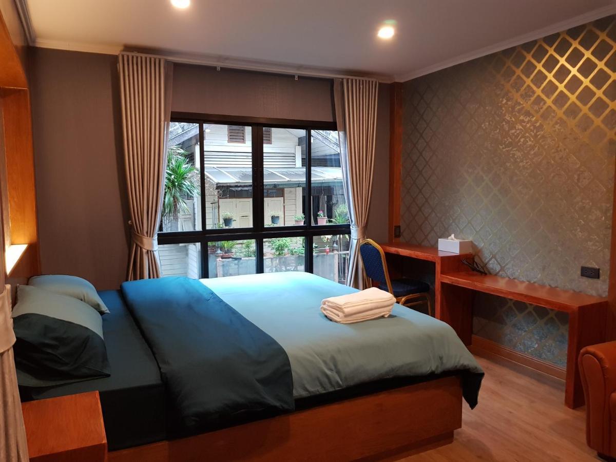 Tepbunthom Hostel Bangkok Eksteriør billede